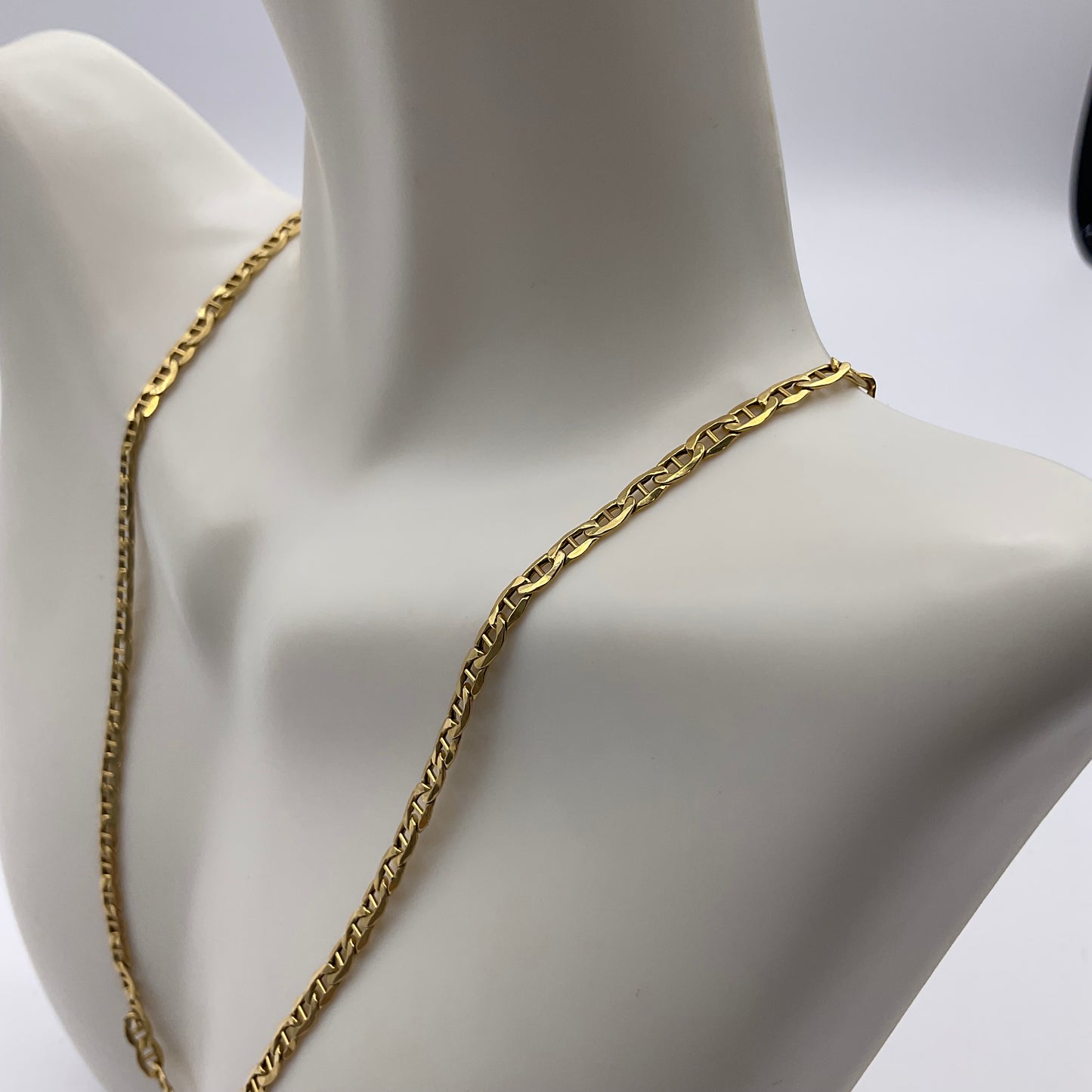 4.5g 14K Yellow Gold Mariner Link Chain