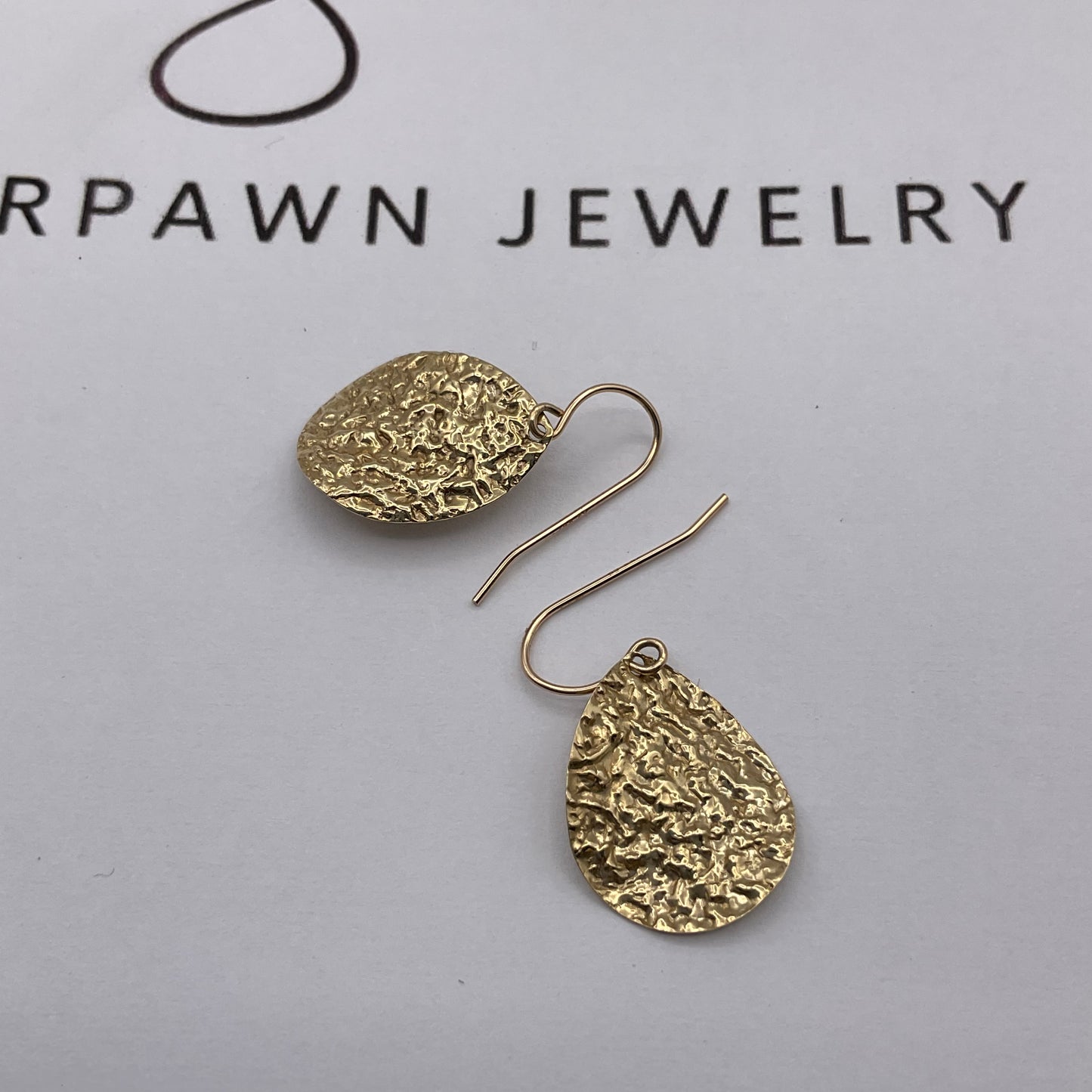 1.4g 14K Yellow Gold Dangle Earrings