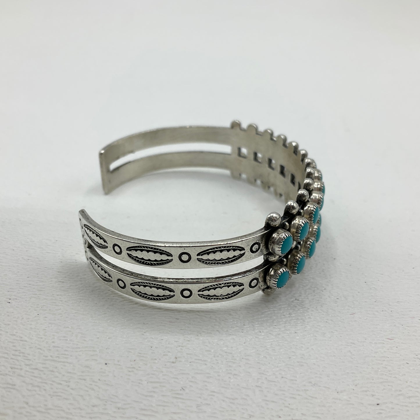 25.6g .925 Sterling Bell Trading Post Zuni Bangle