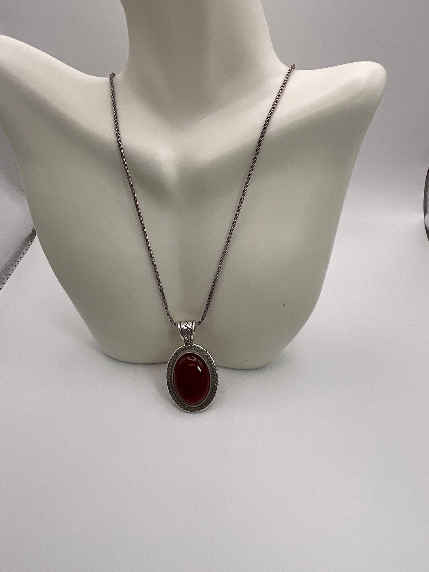 24.9g .925 Sterling Necklace 17"