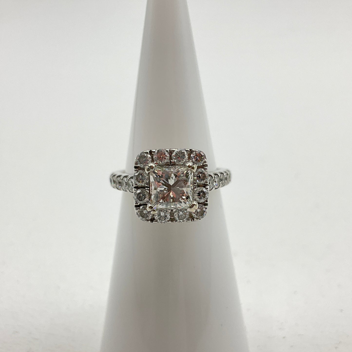 5.1g 14k White Gold Engagement Ring NEIL LANE Size 4.5