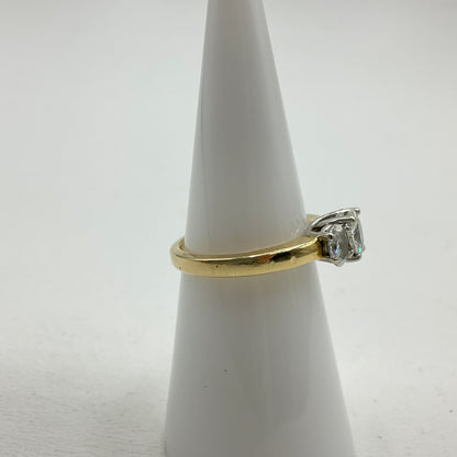 4.3g 14k Yellow Gold Diamond Ring Size 6