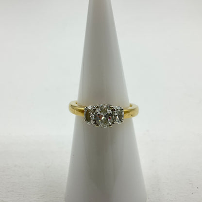 4.3g 14k Yellow Gold Diamond Ring Size 6