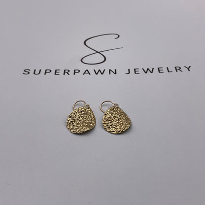 1.4g 14K Yellow Gold Dangle Earrings