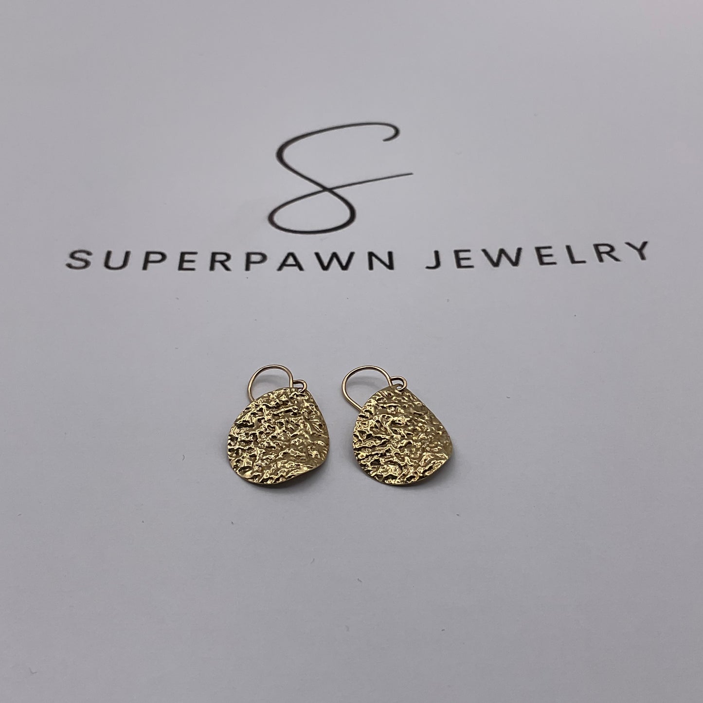 1.4g 14K Yellow Gold Dangle Earrings