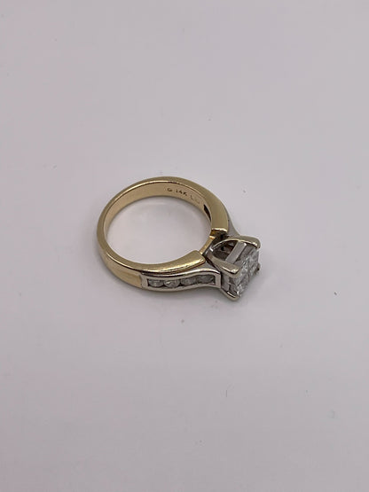 6.8g 14k Yellow Gold Diamond Ring Size 7