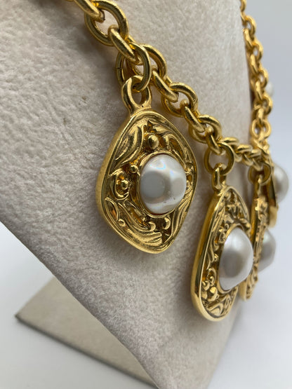 106.3g Chanel Necklace, Gold Tone, 16/20in