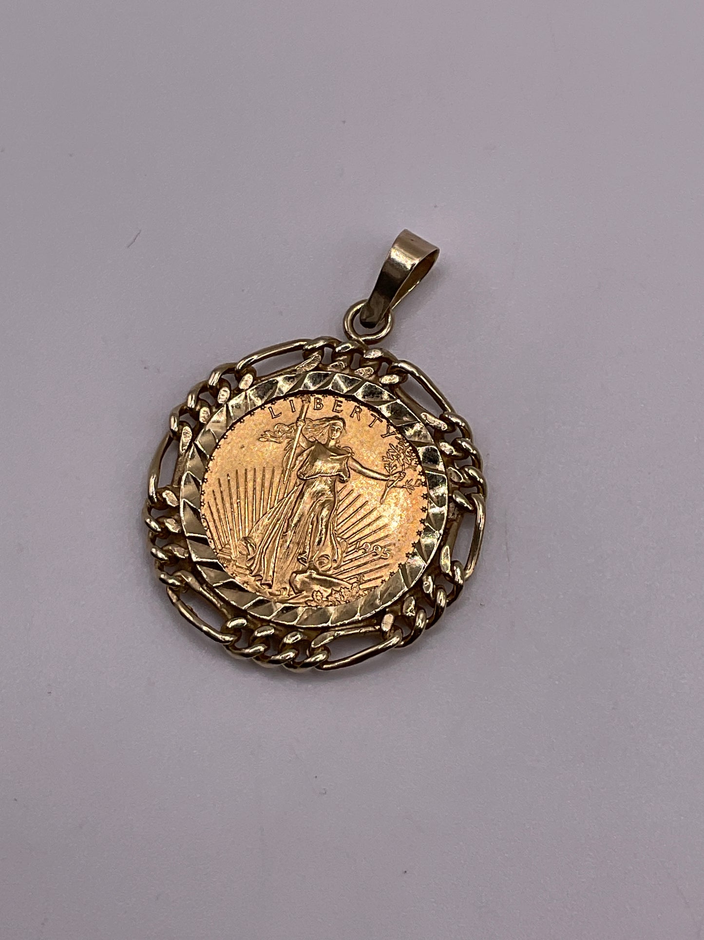 5.7g 14k/.999 Coin Pendant