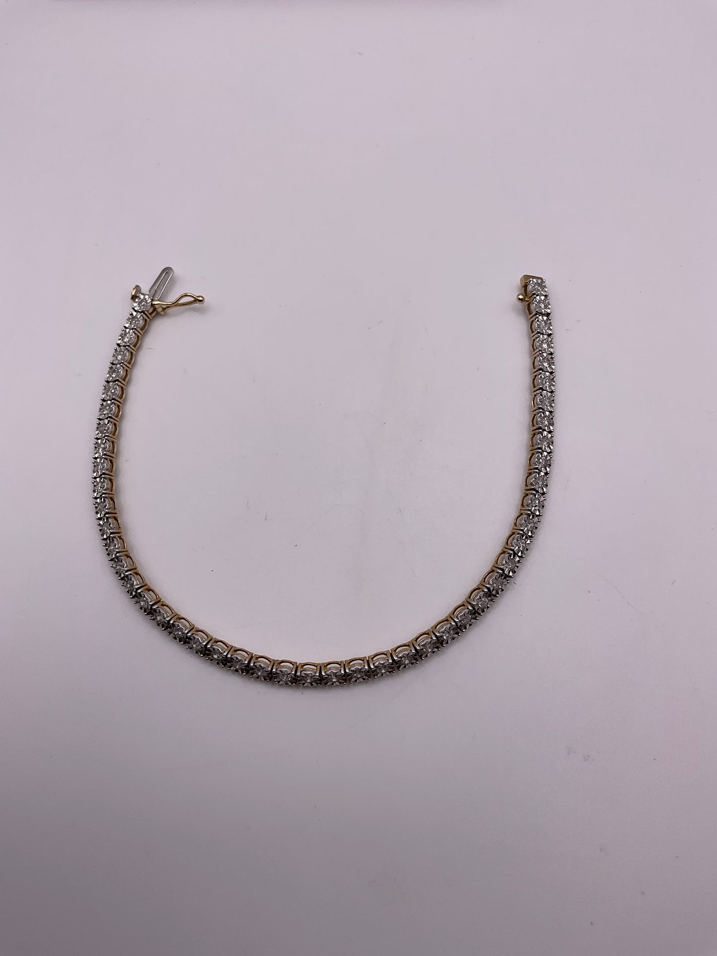 6.8g 10k Yellow Gold Tennis Bracelet 7"