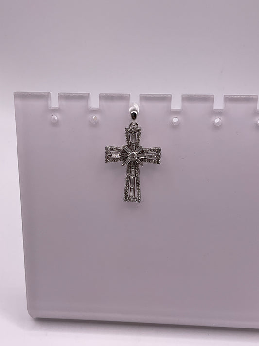 3.4g 10k White Gold Diamond Cross