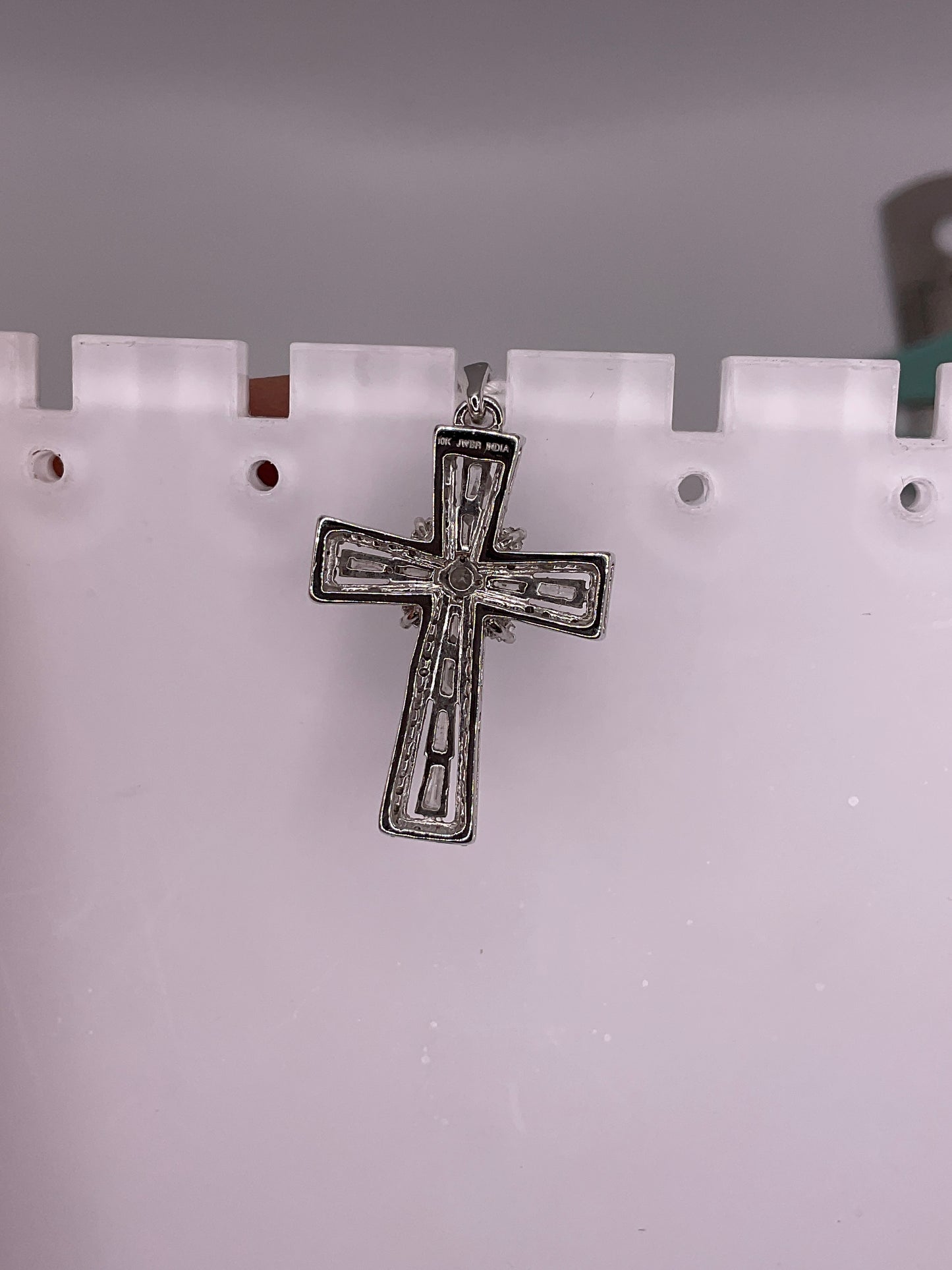 3.4g 10k White Gold Diamond Cross