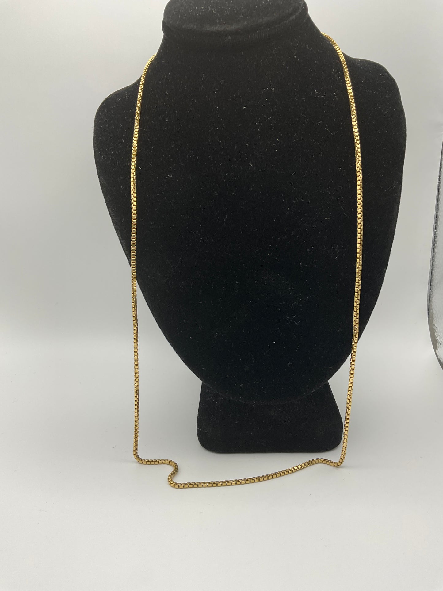 15.5g 18k Yellow Gold Chain 24in, 2mm Box Link