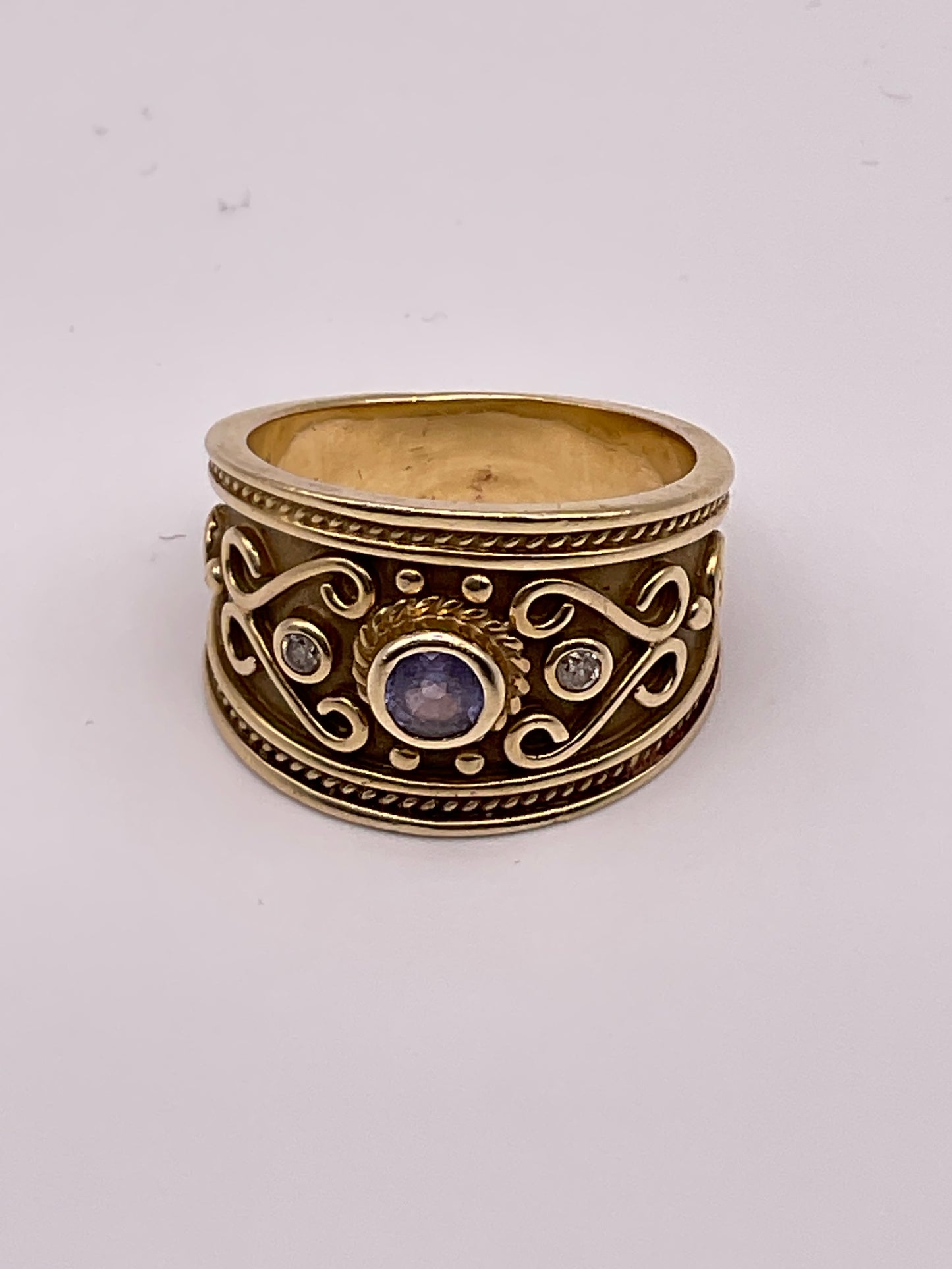 8.5g 14k Yellow Gold Ring Size 7