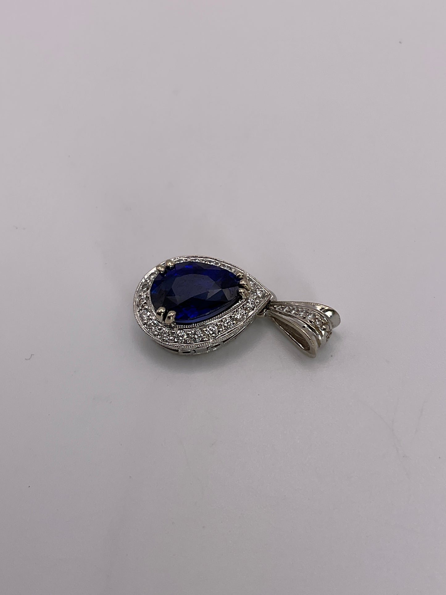 3.6g 18k WG COAST Sapphire/Diamond Pendant