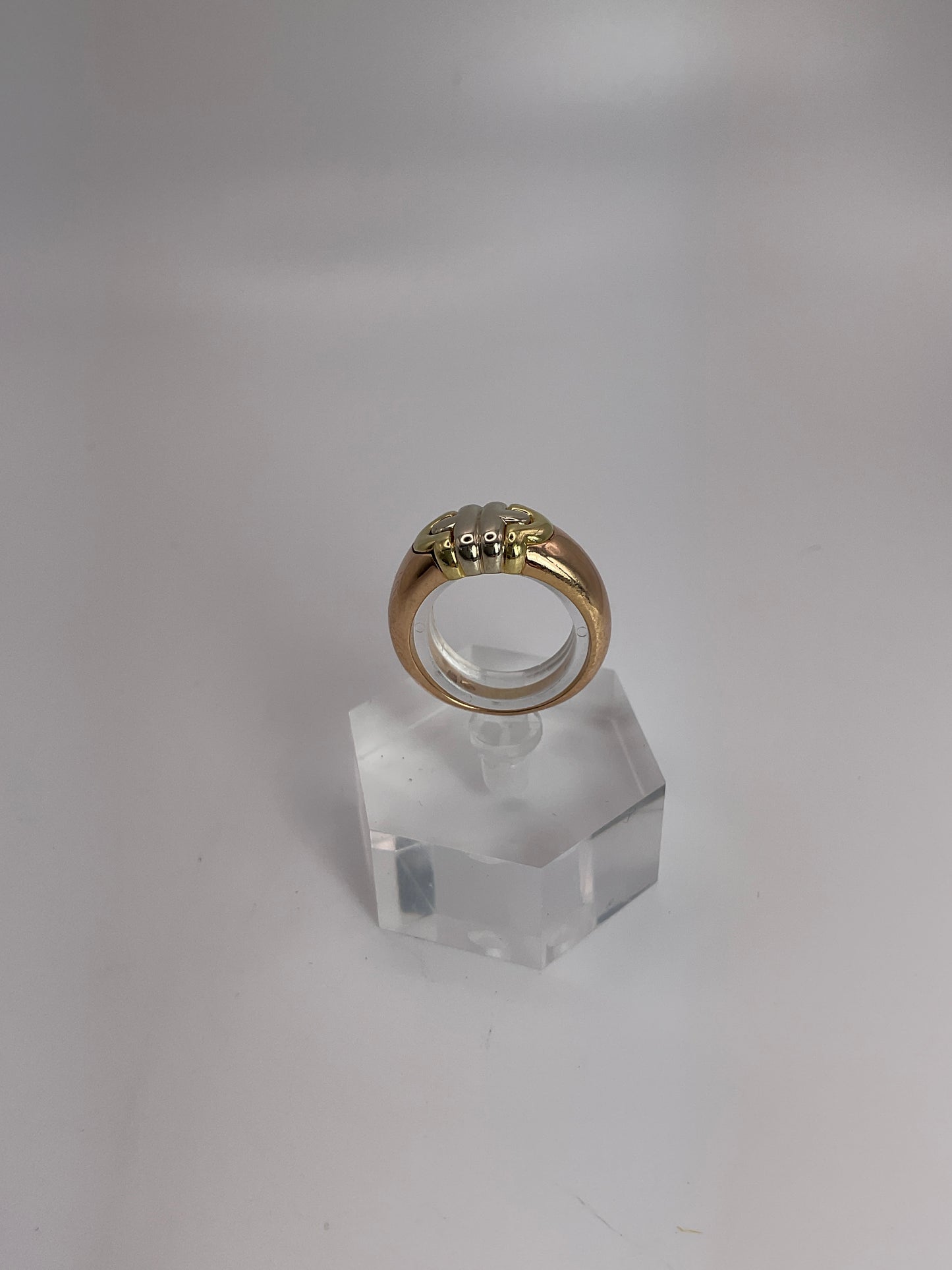 8.1g 18k Tri-Color BVLGARI Parentesi Ring Size 5.25