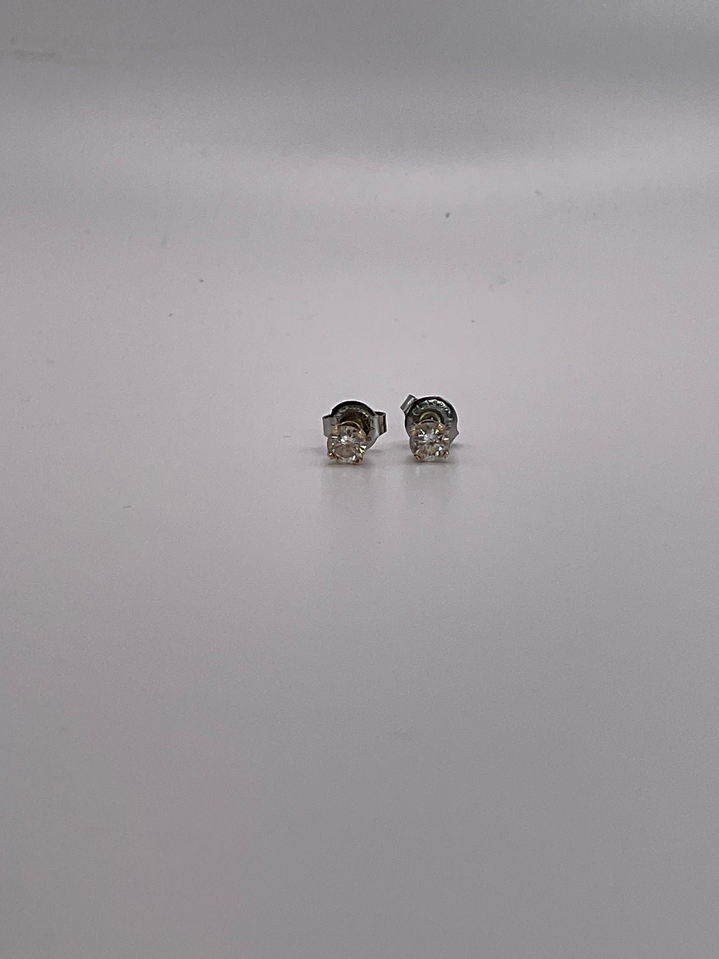 .9g 14k WG 1/3ct Diamond Stud Earrings