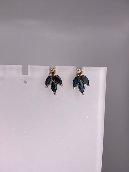 2.5g 14k YG Earrings Sapphire/Diamond