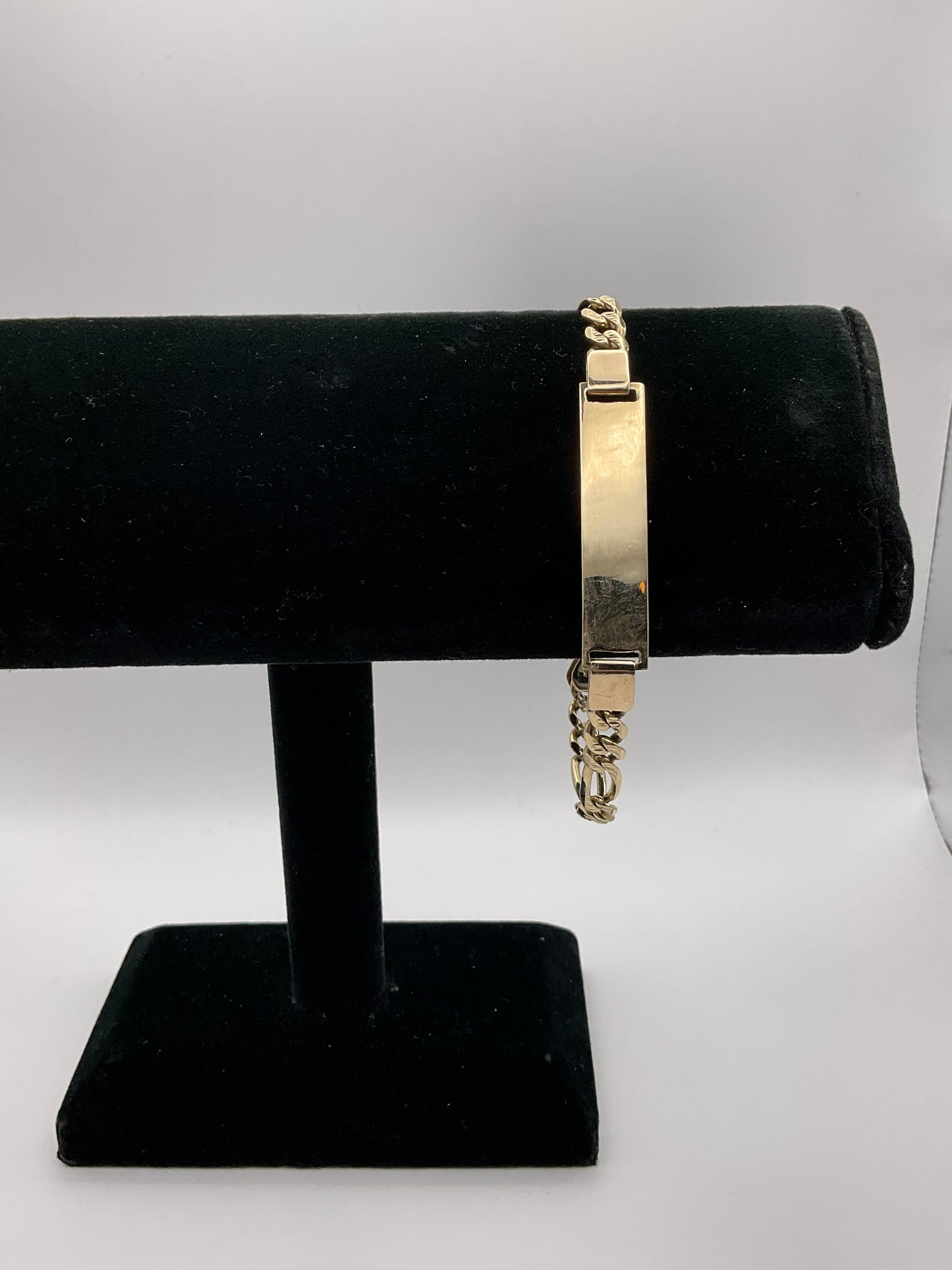 19.5g 14k Figaro ID Bar Bracelet 9.5"