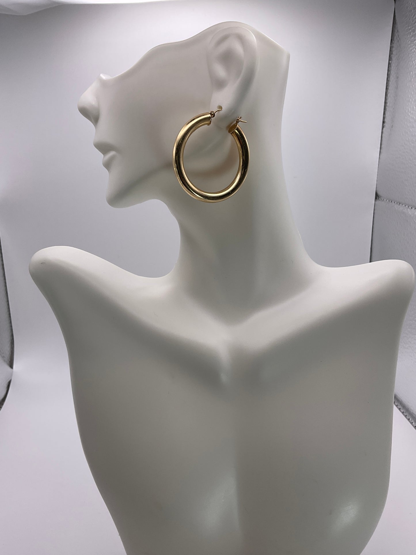 5.1g 14k YG Earrings Hoops