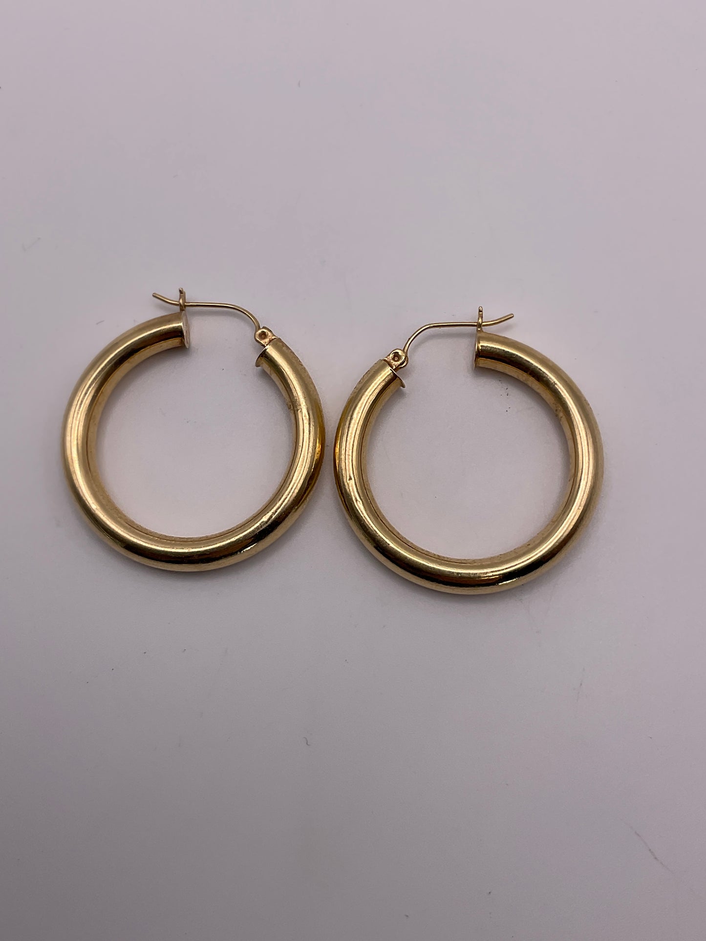 5.1g 14k YG Earrings Hoops