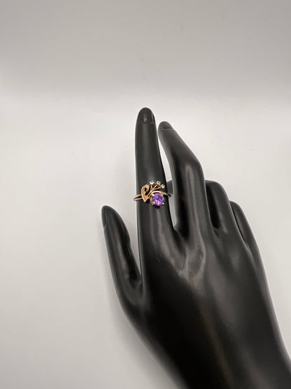 2.5g 10k YG Purple Gemstone Ring Size 6