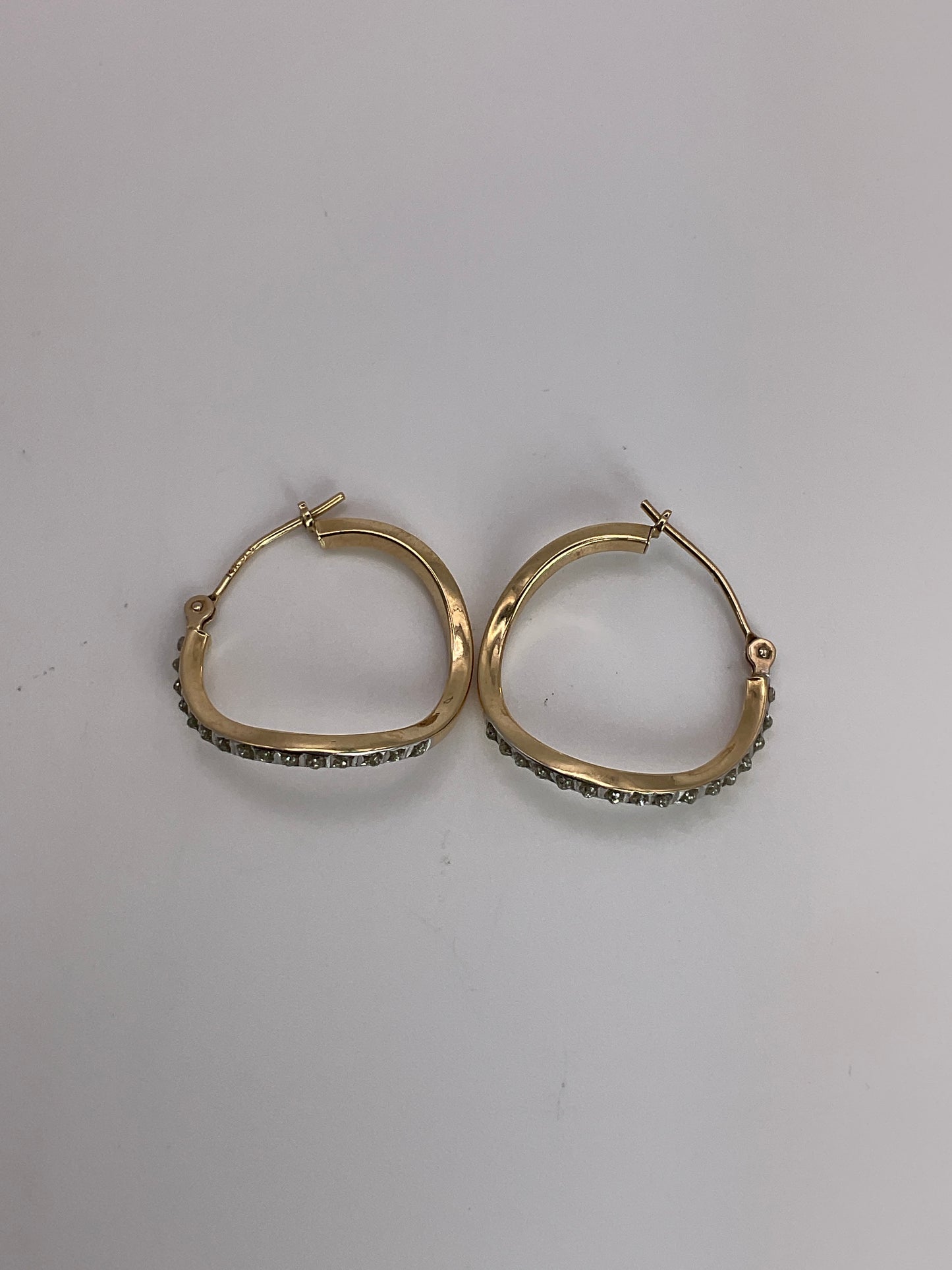 .9g 14k YG Earrings Hoops Diamond