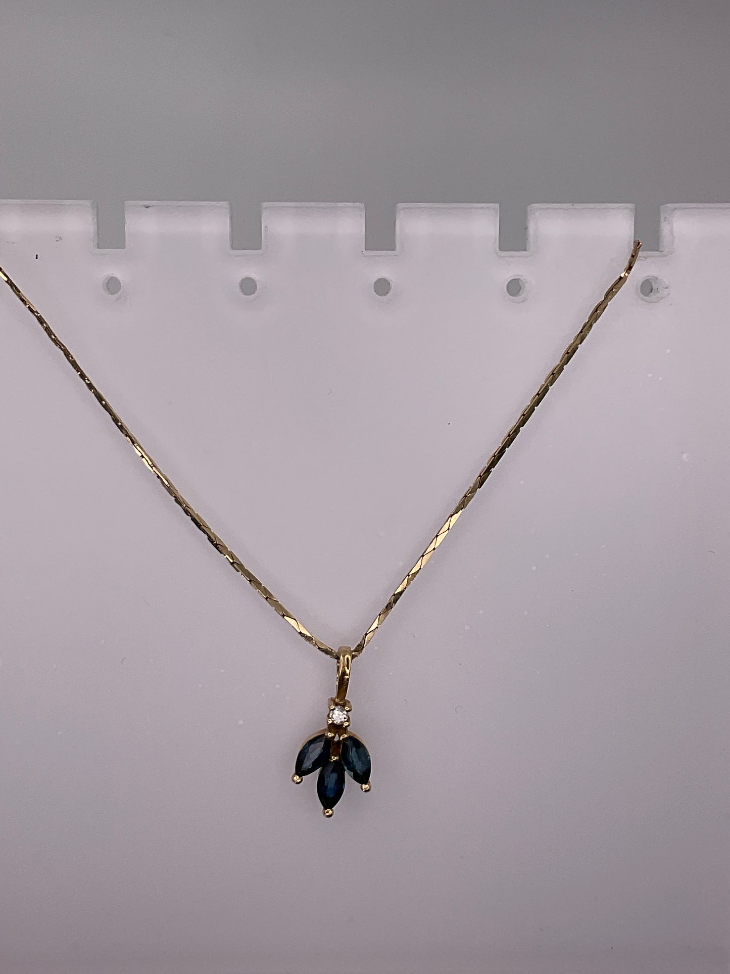 3.9g 14k YG Necklace 20"