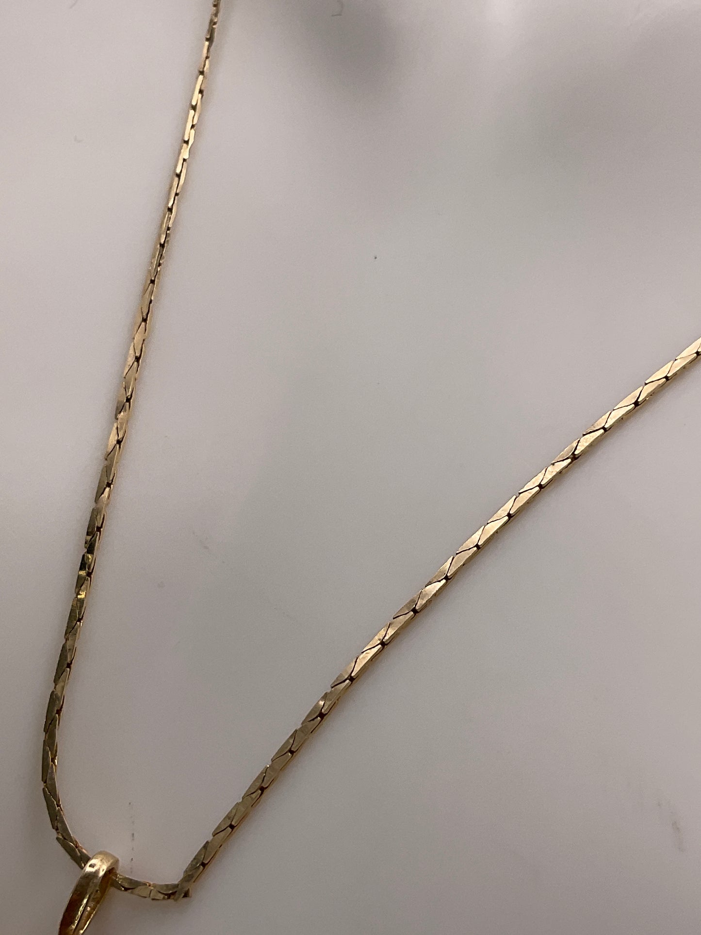 3.9g 14k YG Necklace 20"